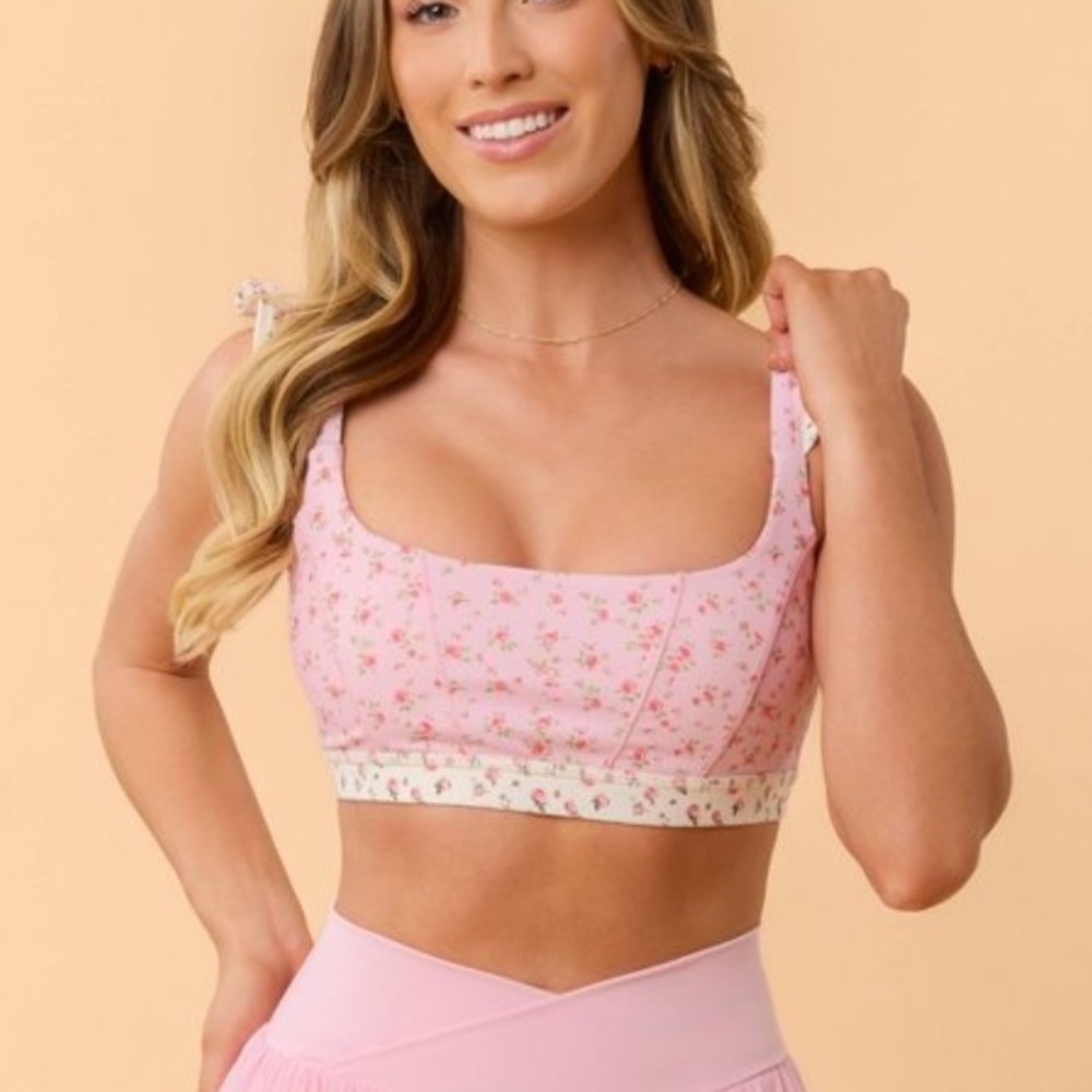NWT Women's Pink Floral Sports Bralette
